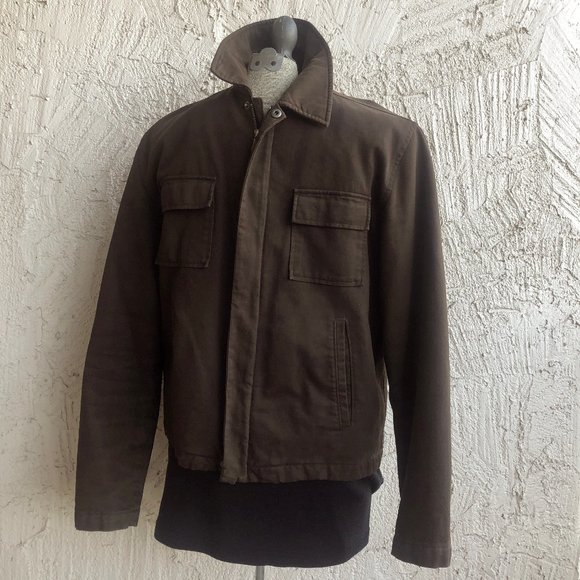 Armani Exchange Jacket for Those Who Can Hack It! - Picture 10 of 10